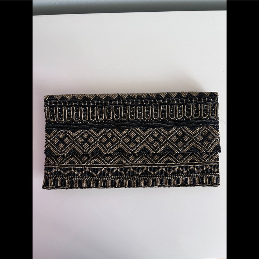MOYNA beaded clutch NEW